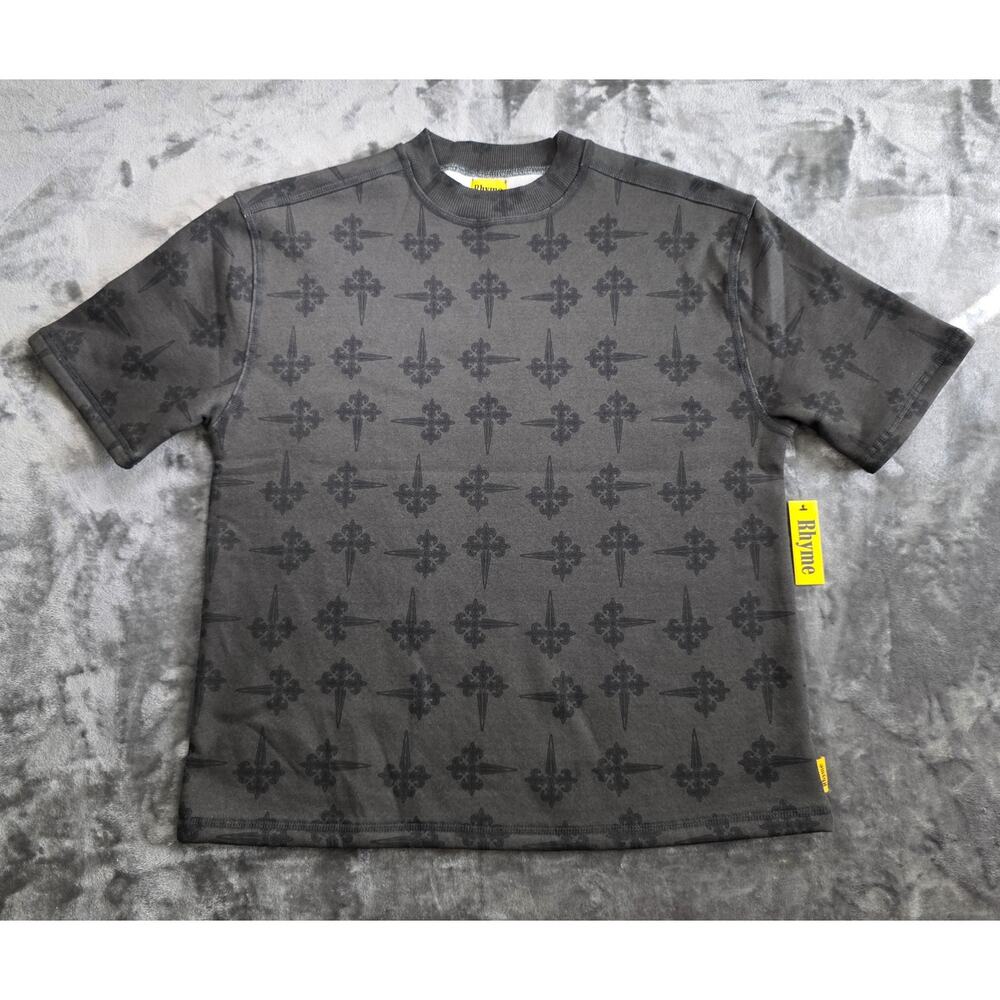 Rhyme Men’s Gray Gothic Cross Print Short Sleeve Sweatshirt Small